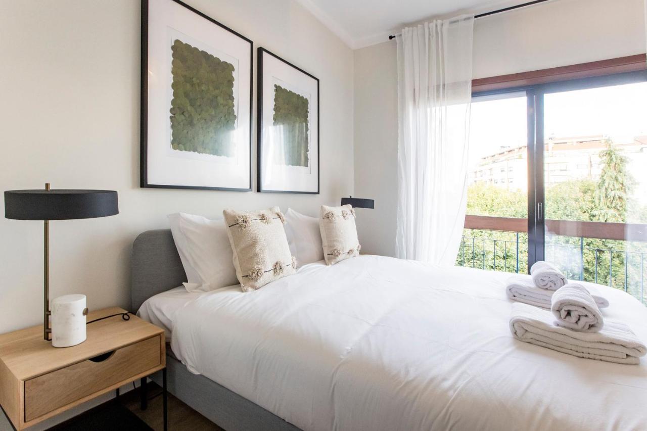 2Br Flat In Bonfim W/ Ac & Balcony By Lovelystay Porto Dış mekan fotoğraf